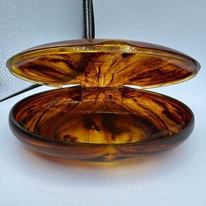 Vintage Goody 1960’s-70’s faux tortoise shell lucite case.
